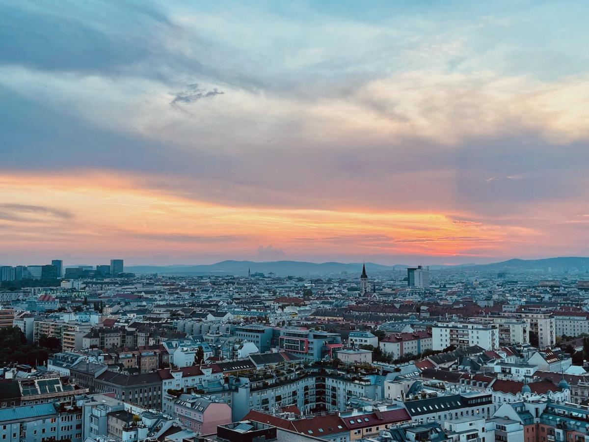 Triiiple Level 20 - Sonnenwohnen Apartment Mit Parkplatz Und Fantastischem Ausblick Vienna Luaran gambar