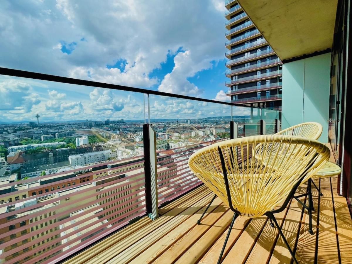 Triiiple Level 20 - Sonnenwohnen Apartment Mit Parkplatz Und Fantastischem Ausblick Vienna Luaran gambar