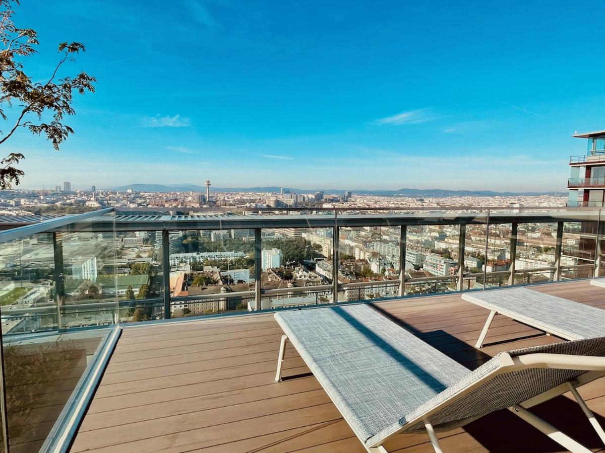 Triiiple Level 20 - Sonnenwohnen Apartment Mit Parkplatz Und Fantastischem Ausblick Vienna Luaran gambar